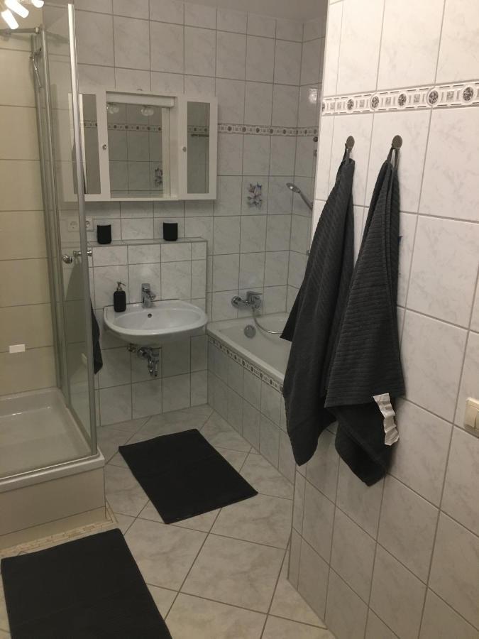 Ferienwohnung Am Goethe Park Fuer 2 Bis 3 Personen Jena Esterno foto